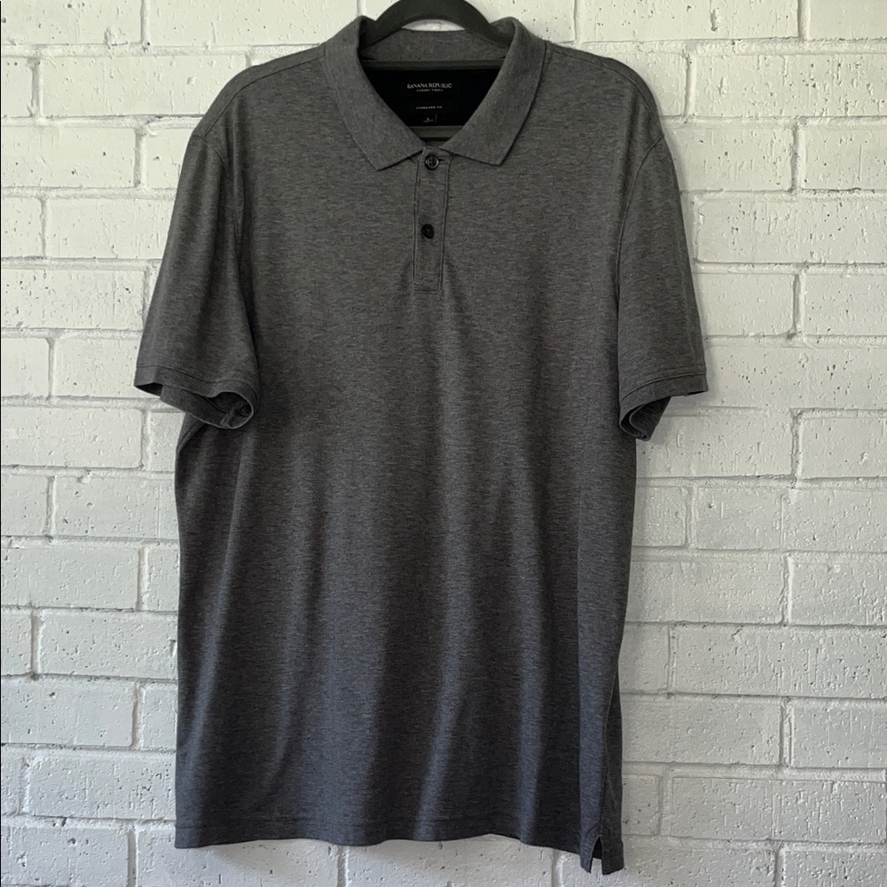 Banana Republic Luxury Touch Short Sleeve Charcoal Polo Shirt Sz. L Standard Fit